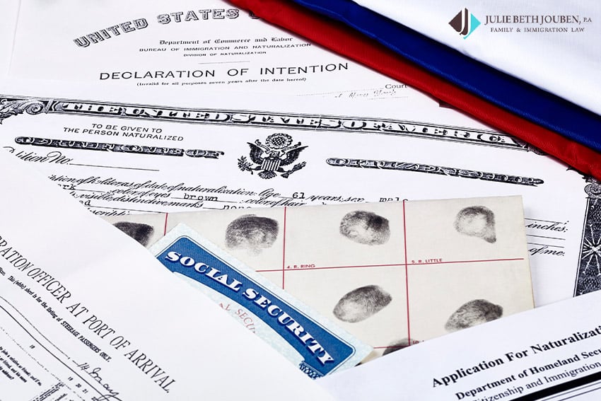 Naturalization-Vs-Citizenship